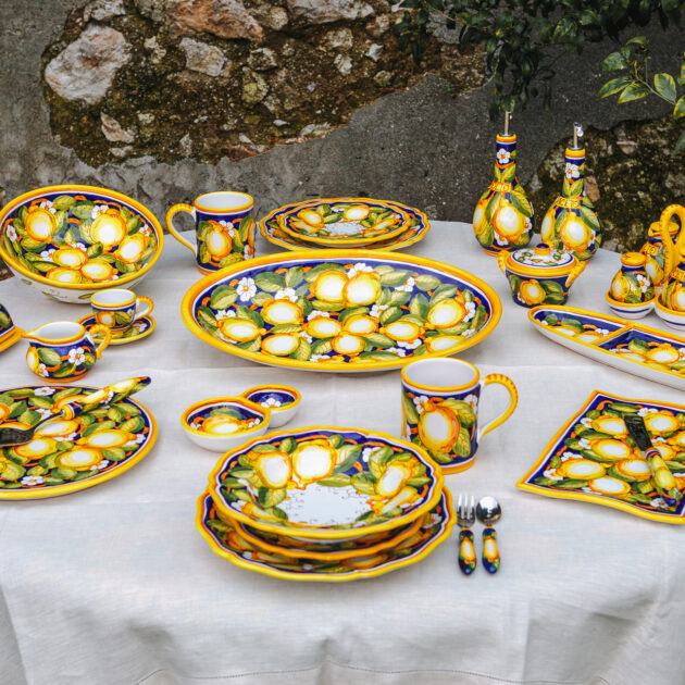 TABLEWARE SETS